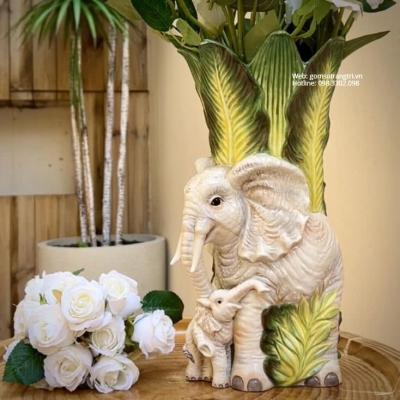 BÌNH SỨ CẮM HOA THỦ CÔNG VOI MẸ VOI CON